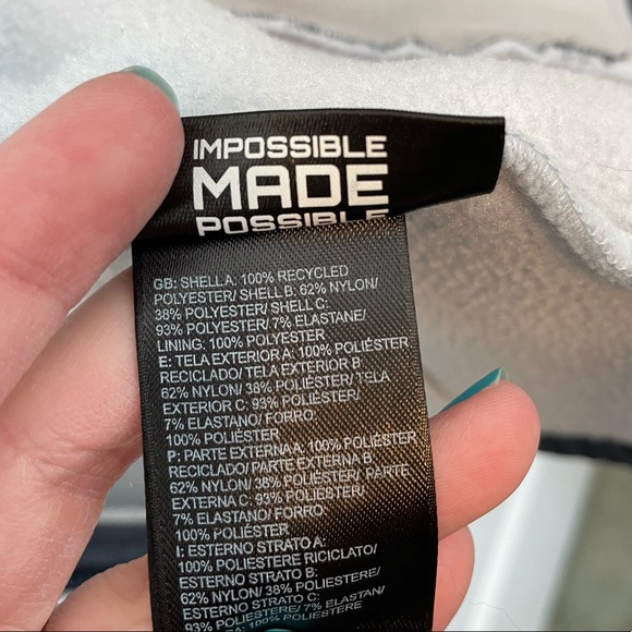 The North Face Polartec Fleece Zip Up Collared Jacket - Picture 13 of 15